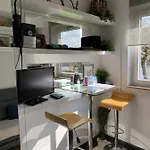 Micro-apartment In Seenähe Fußläufig Zum See:))
