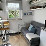 Micro-apartment In Seenähe Fußläufig Zum See:)) Apartment